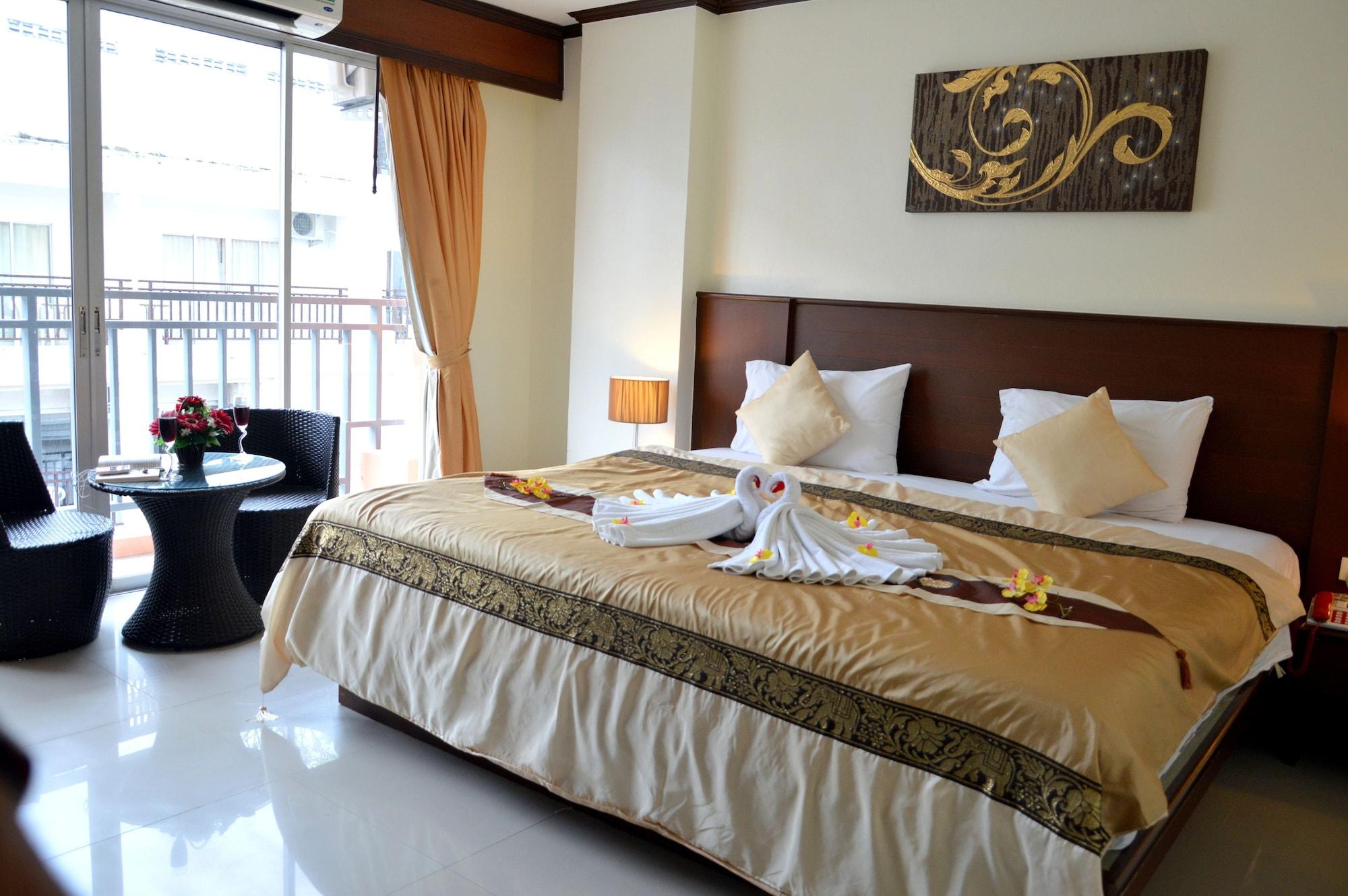 Sharaya Residence Patong Exterior photo