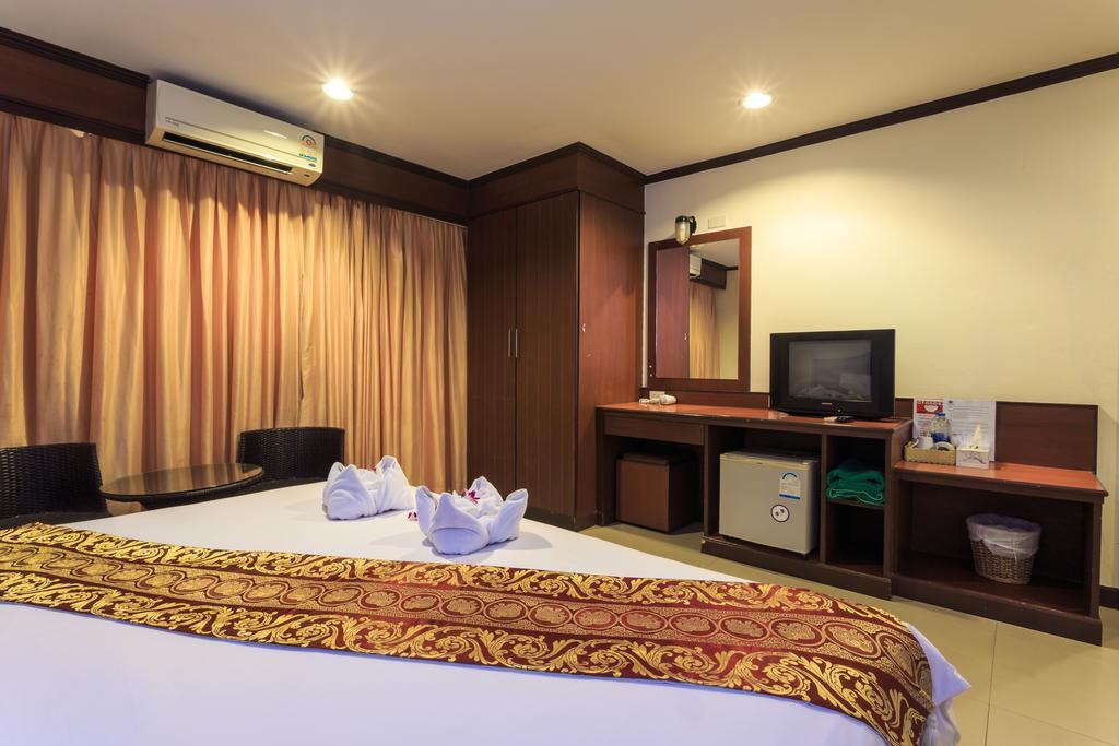 Sharaya Residence Patong Exterior photo