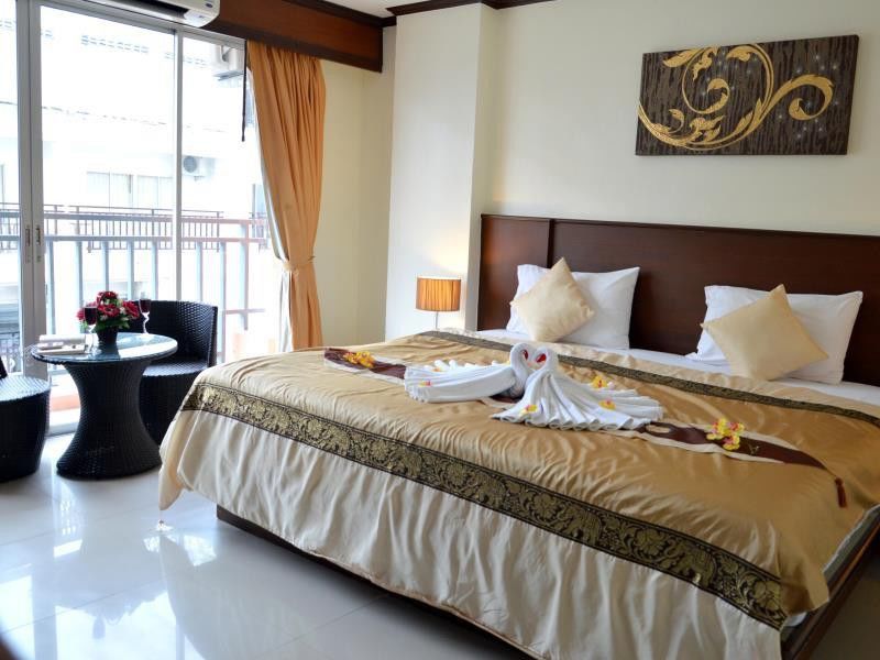 Sharaya Residence Patong Exterior photo